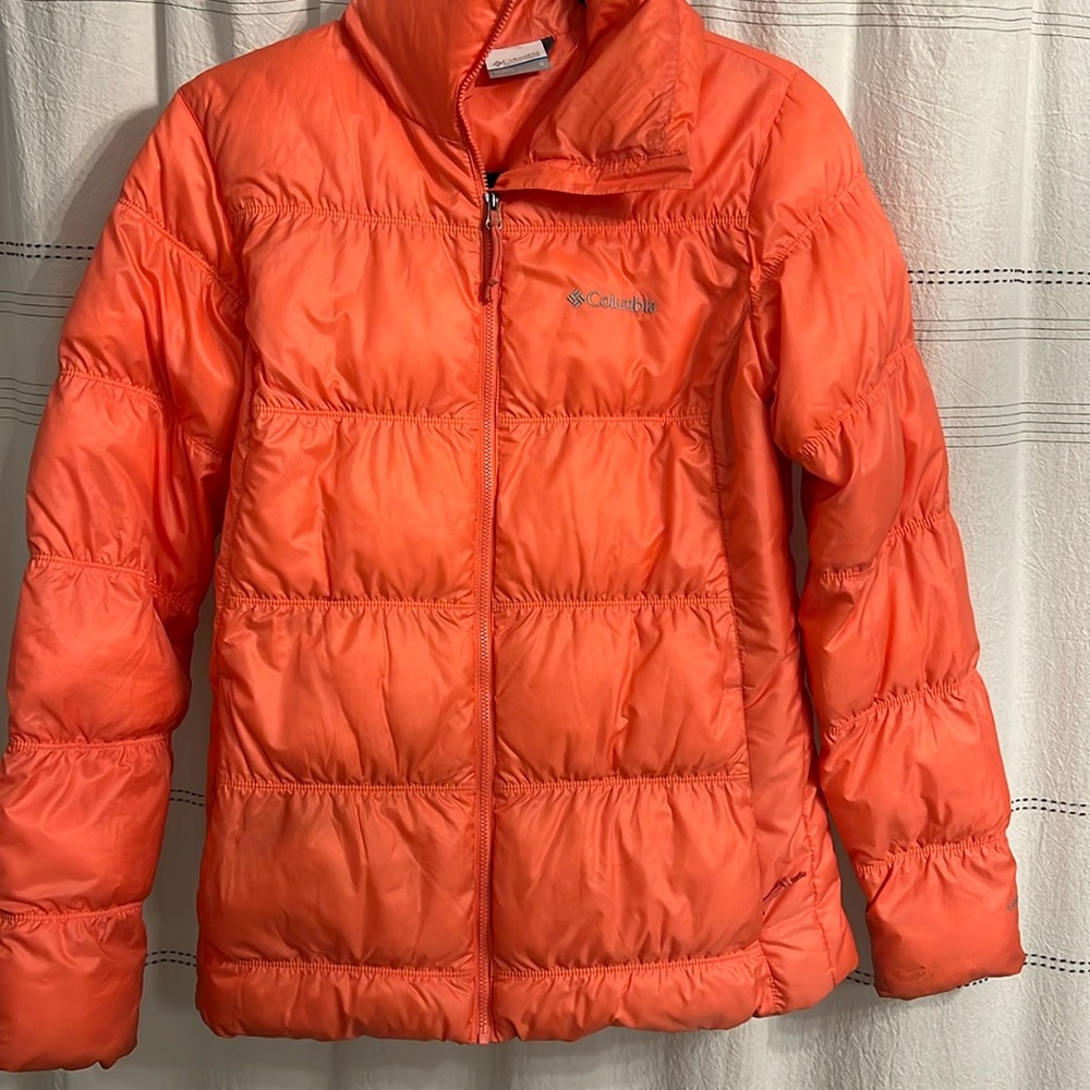 Salmon pink Columbia puffer jacket Omni shield sz small